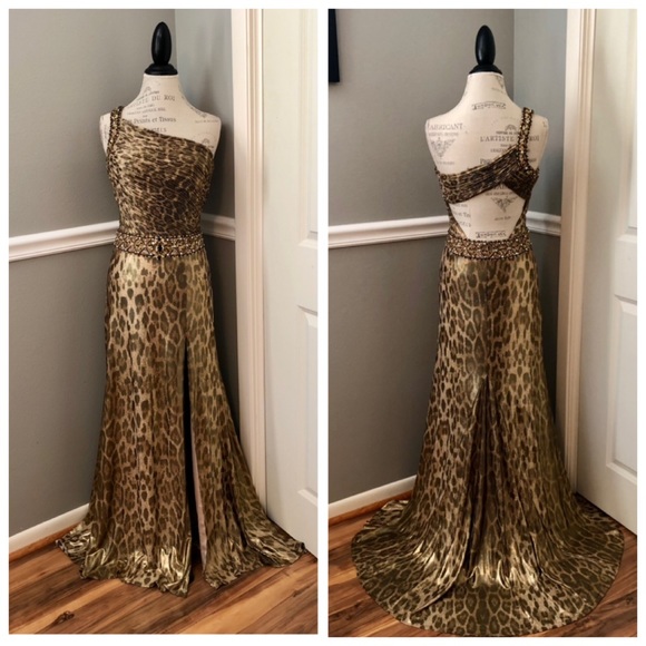 Riva Designs Dresses & Skirts - NEW RIVA DESIGNS SZ 6 CUTOUT METALLIC ANIMAL PRINT BEADED FORMAL EVENING GOWN